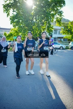 Runner Photo 1676209