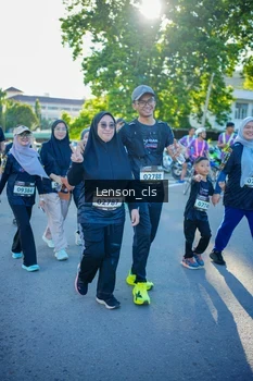 Runner Photo 1676219