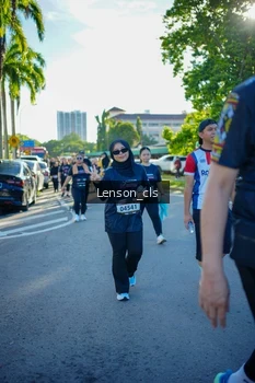 Runner Photo 1676223