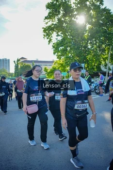 Runner Photo 1676295