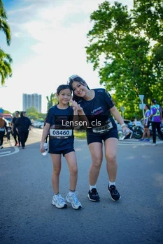 Runner Photo 1676383