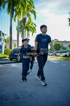Runner Photo 1676404