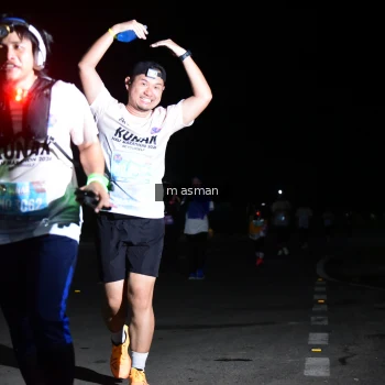 Runner Photo 1676454