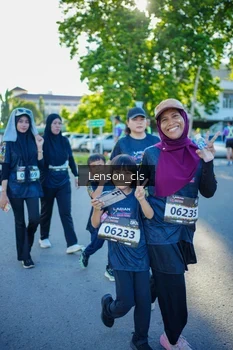 Runner Photo 1676468