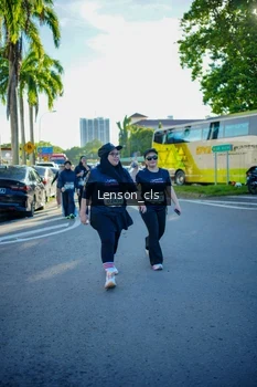 Runner Photo 1676502