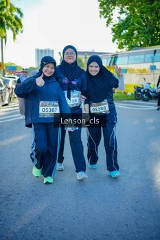Runner Photo 1676528