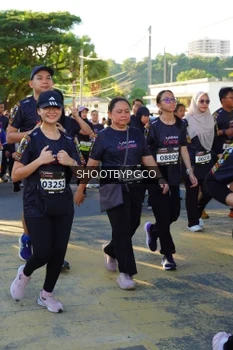 Runner Photo 1676569