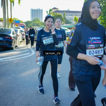 Runner Photo 1676573