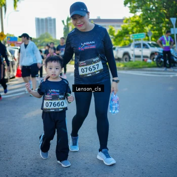 Runner Photo 1676593