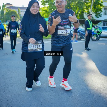 Runner Photo 1676603