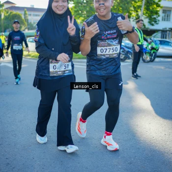 Runner Photo 1676606