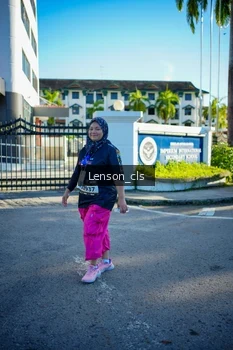 Runner Photo 1676631