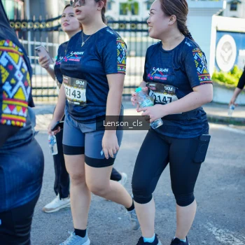 Runner Photo 1676701