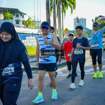 Runner Photo 1676712