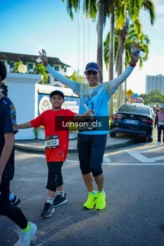 Runner Photo 1676720