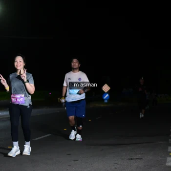 Runner Photo 1676738