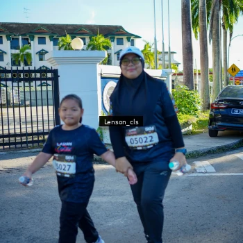 Runner Photo 1676761