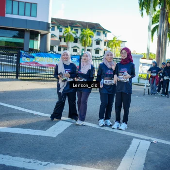 Runner Photo 1676849