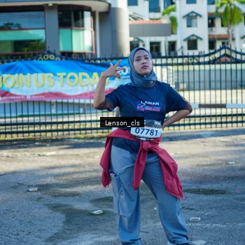 Runner Photo 1676859