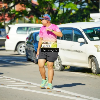 Runner Photo 1676996
