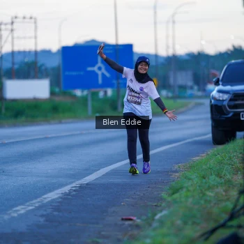 Runner Photo 1677036
