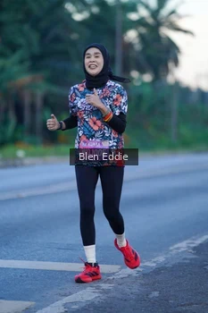 Runner Photo 1677147
