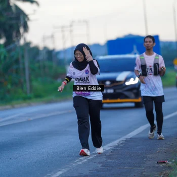 Runner Photo 1677179