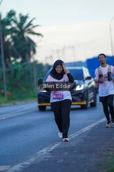 Runner Photo 1677181