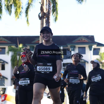 Runner Photo 1677274