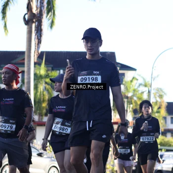 Runner Photo 1677310
