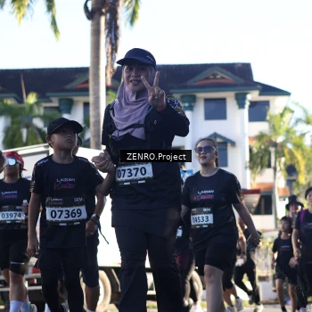 Runner Photo 1677388
