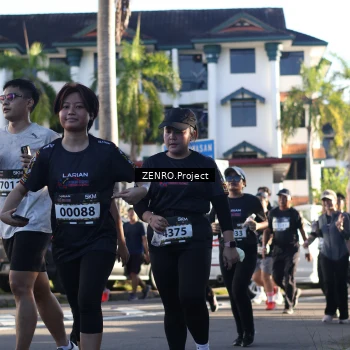 Runner Photo 1677459