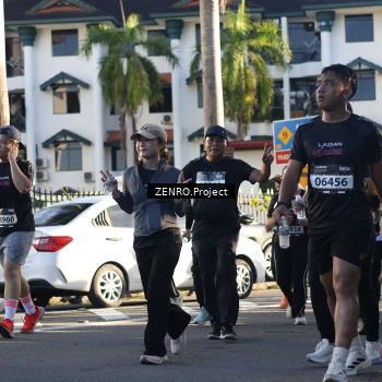 Runner Photo 1677465