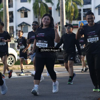 Runner Photo 1677567