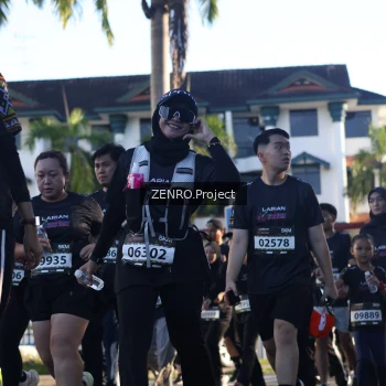 Runner Photo 1677731