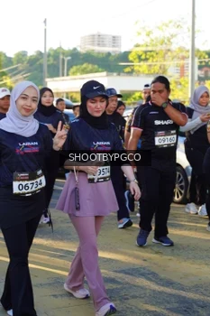 Runner Photo 1677937