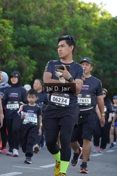 Runner Photo 1678159