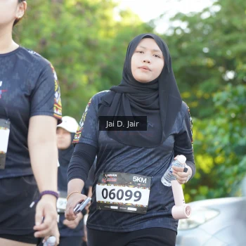 Runner Photo 1678195