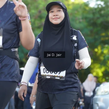 Runner Photo 1678198