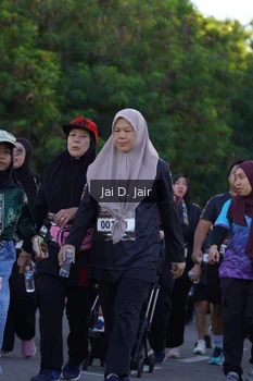 Runner Photo 1678209