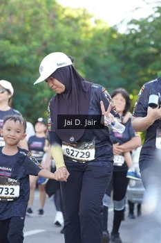 Runner Photo 1678361