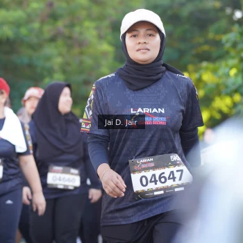 Runner Photo 1678372