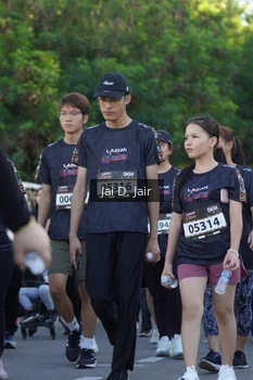 Runner Photo 1678391