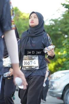 Runner Photo 1678596