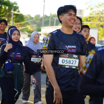 Runner Photo 1678681