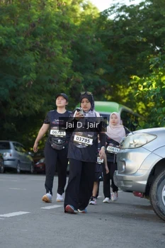 Runner Photo 1678887