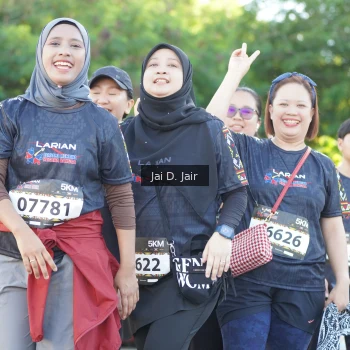 Runner Photo 1678943