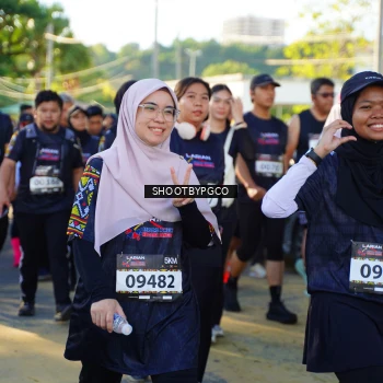 Runner Photo 1678991