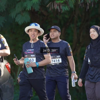 Runner Photo 1678995