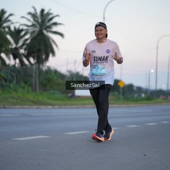 Runner Photo 1679032